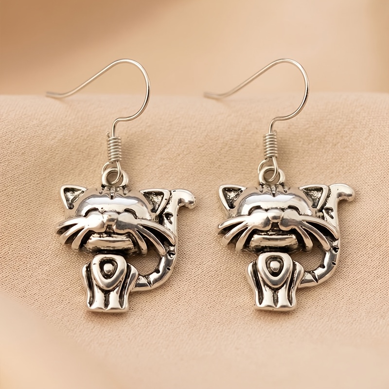 Women's Copper Retro Cat Earrings, Anti-Allergy & Fun